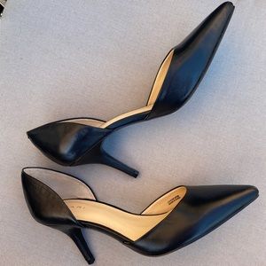 Tahari Black Heels Stiletto Leather Pumps
